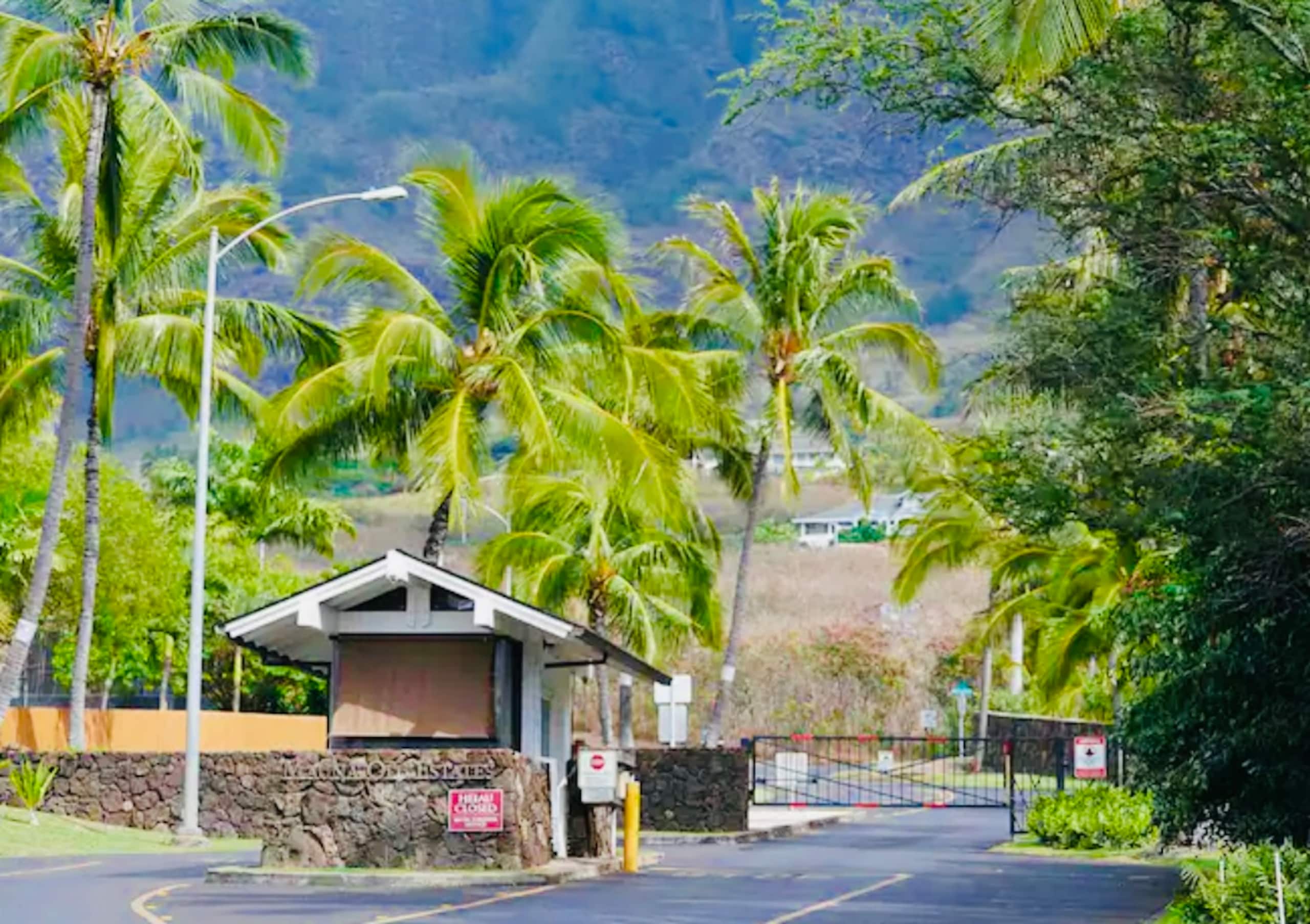 Home in Waianae · ★4.87 · 3 bedrooms · 5 beds · 2 private baths - Image 93