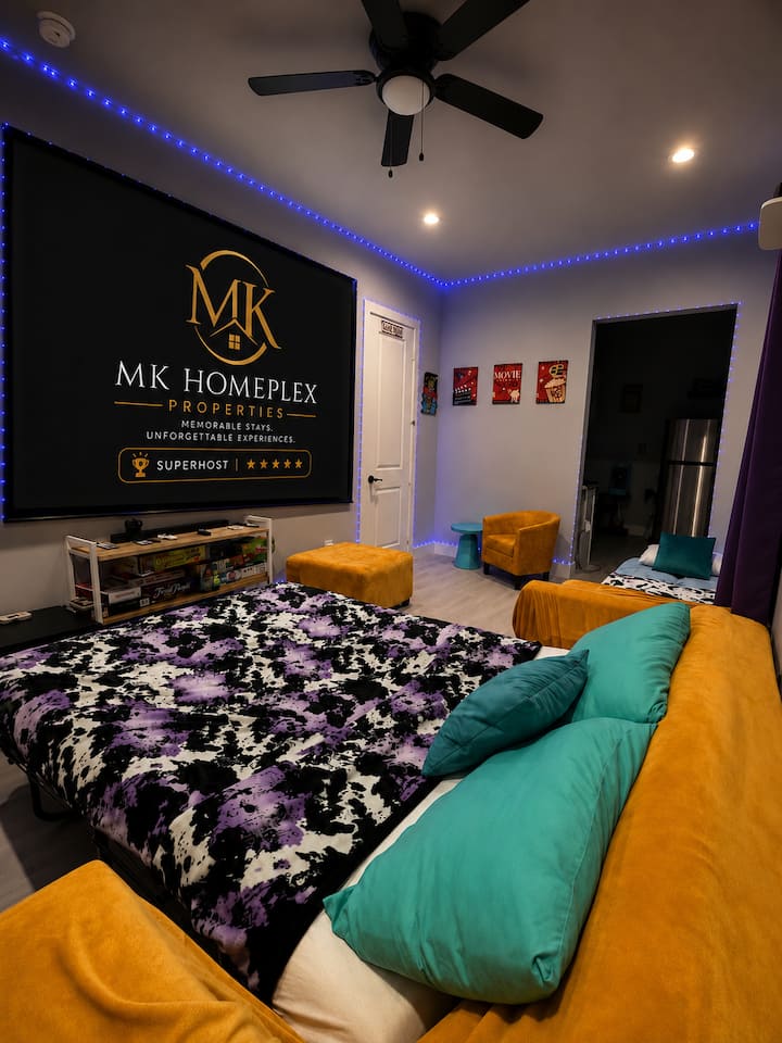 【CORTIS】 エアビーアンドビー airbnb トレカセット　未開封 CinemaArcade|BabyProofed|Sleeps7|DowntownFortWorth - Townhouses