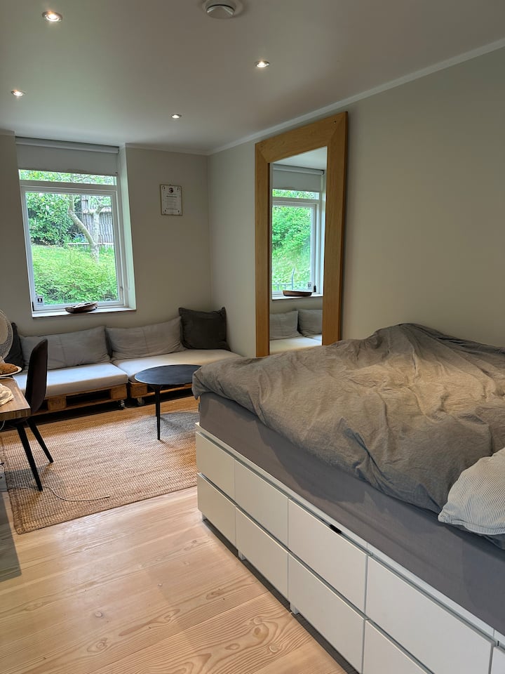 Schlafzimmer 2