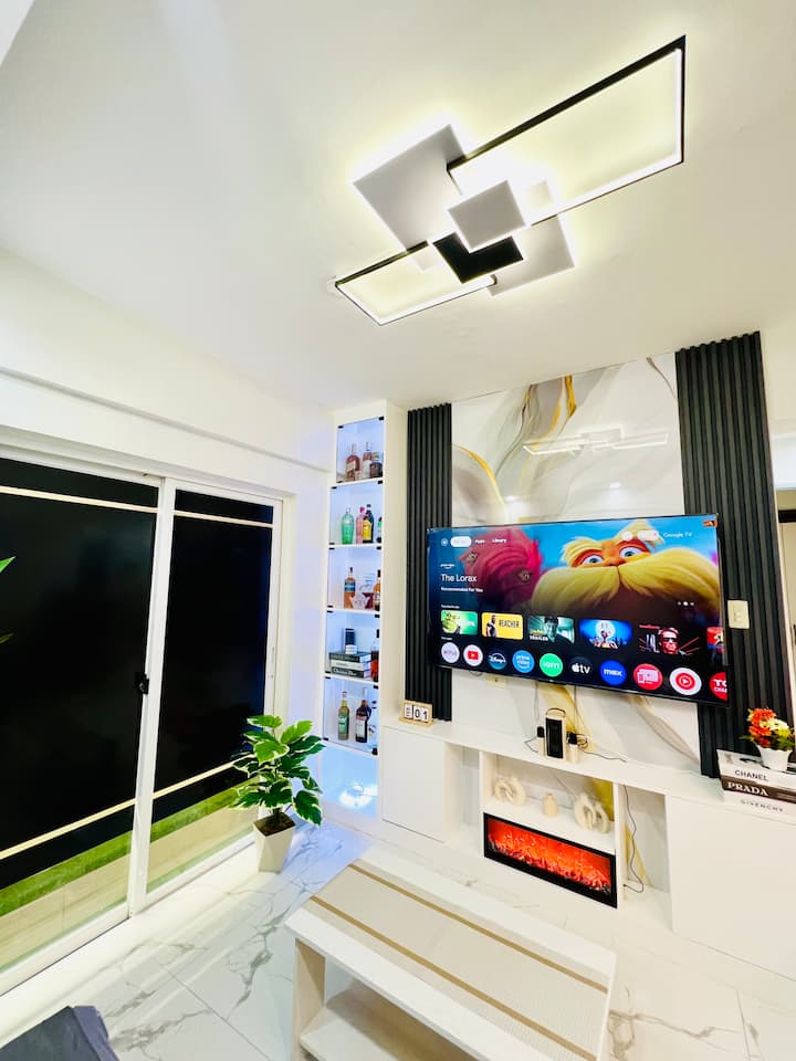 1br King Sized Bed |Tv+projector+ps4 Pool - Navotas