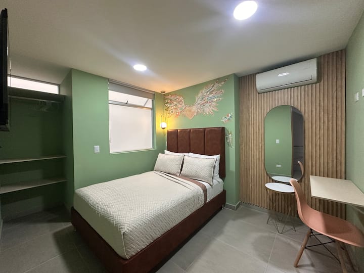 Tv 55 Inch Confortable Bed - Medellín