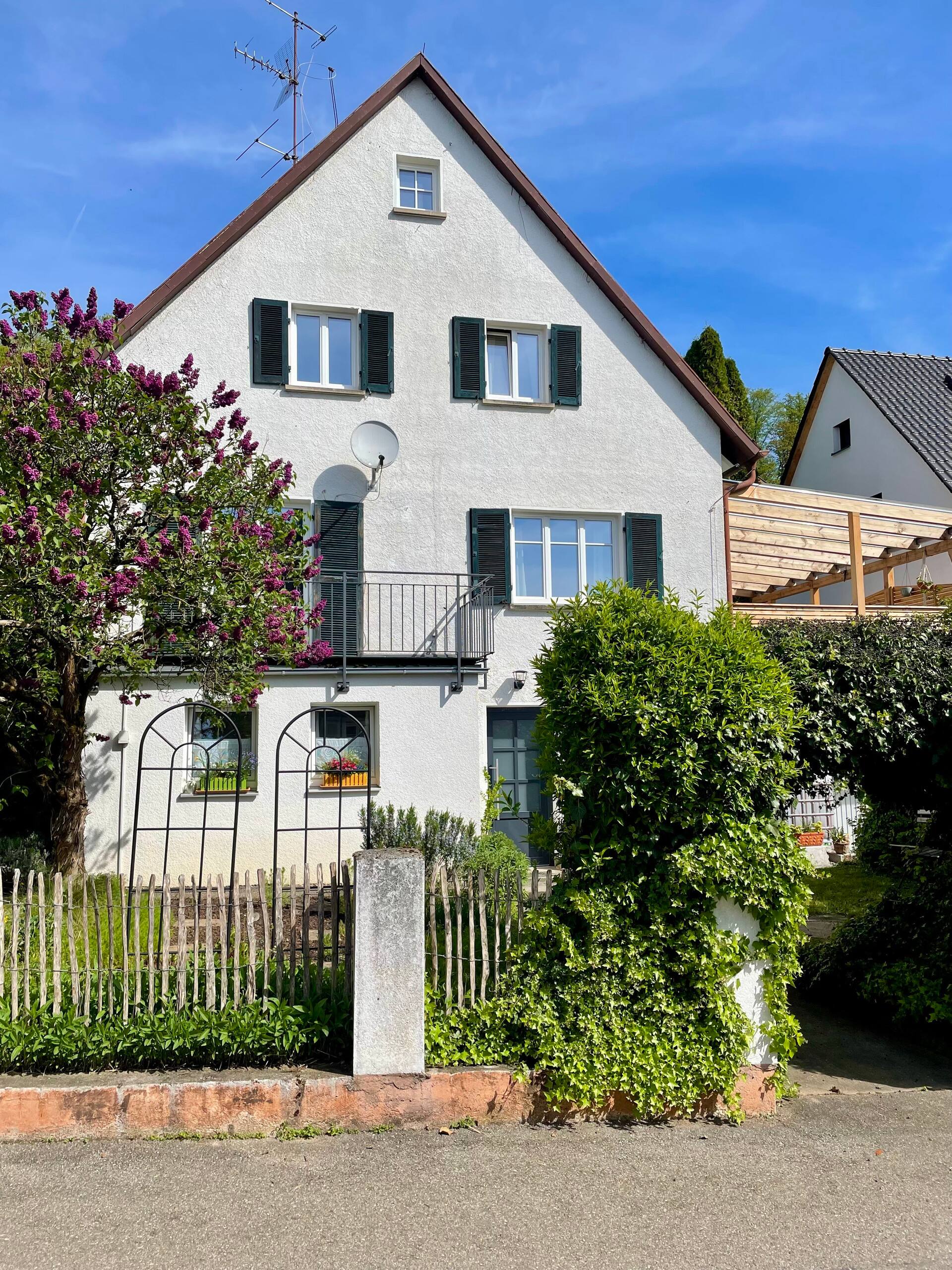 Cozy, bright 2-room apartment with atmosphere!