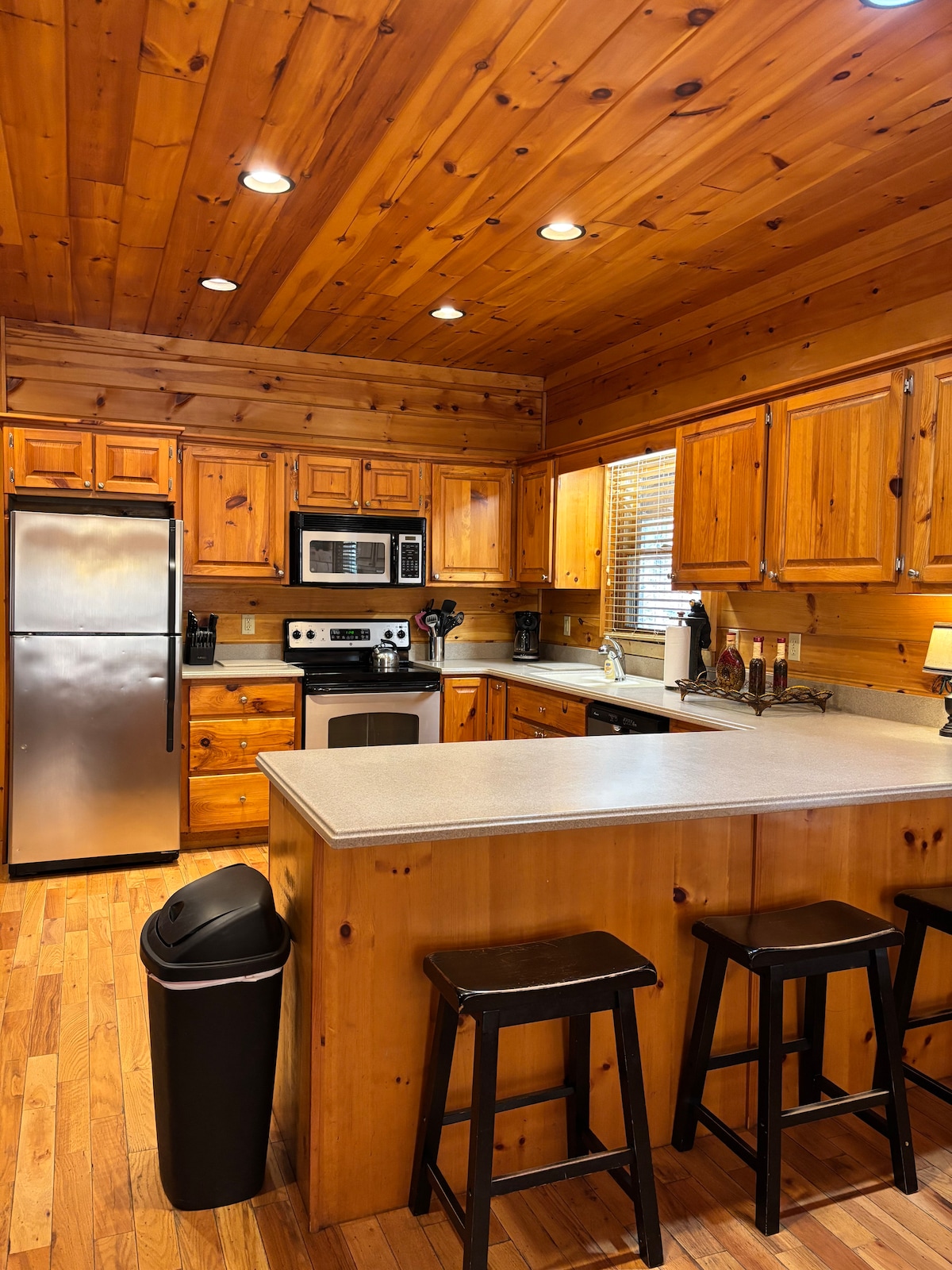 Fish Hook Point - Cabins for Rent in Epworth, Georgia, United States - Airbnb Fish Hook Point - Cabins for Rent in Epworth, Georgia, United States - Airbnb