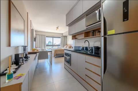 Top Airbnb: Comfort 1011 Loft with Rooftop Pool, Garage, Pet Friendly em Petrópolis