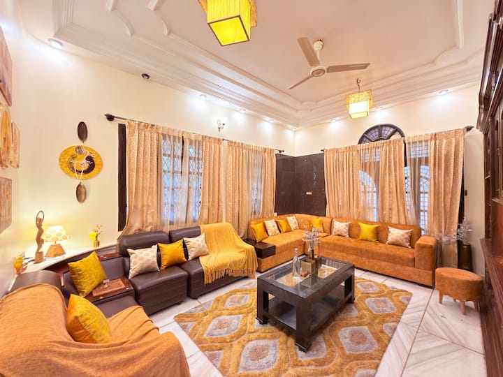 Regal Sapphire 5bhk Spacez Party Friendly Villa - Bengaluru