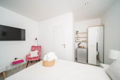 4 Korkyra Harbour Rooms