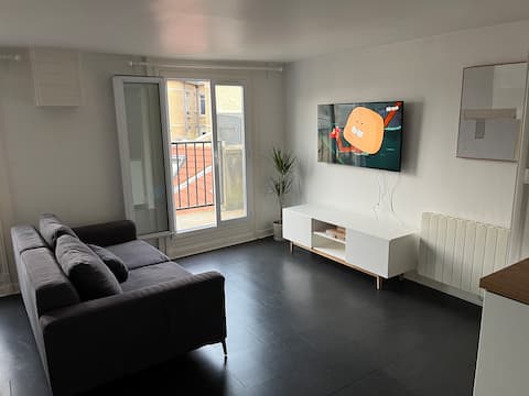 Airbnb performant: Reims City Hall Apartment 50m2 à Reims