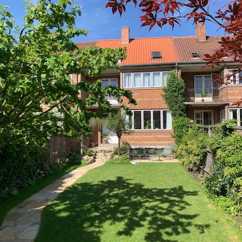 250m2 exclusive + central townhouse at city beach