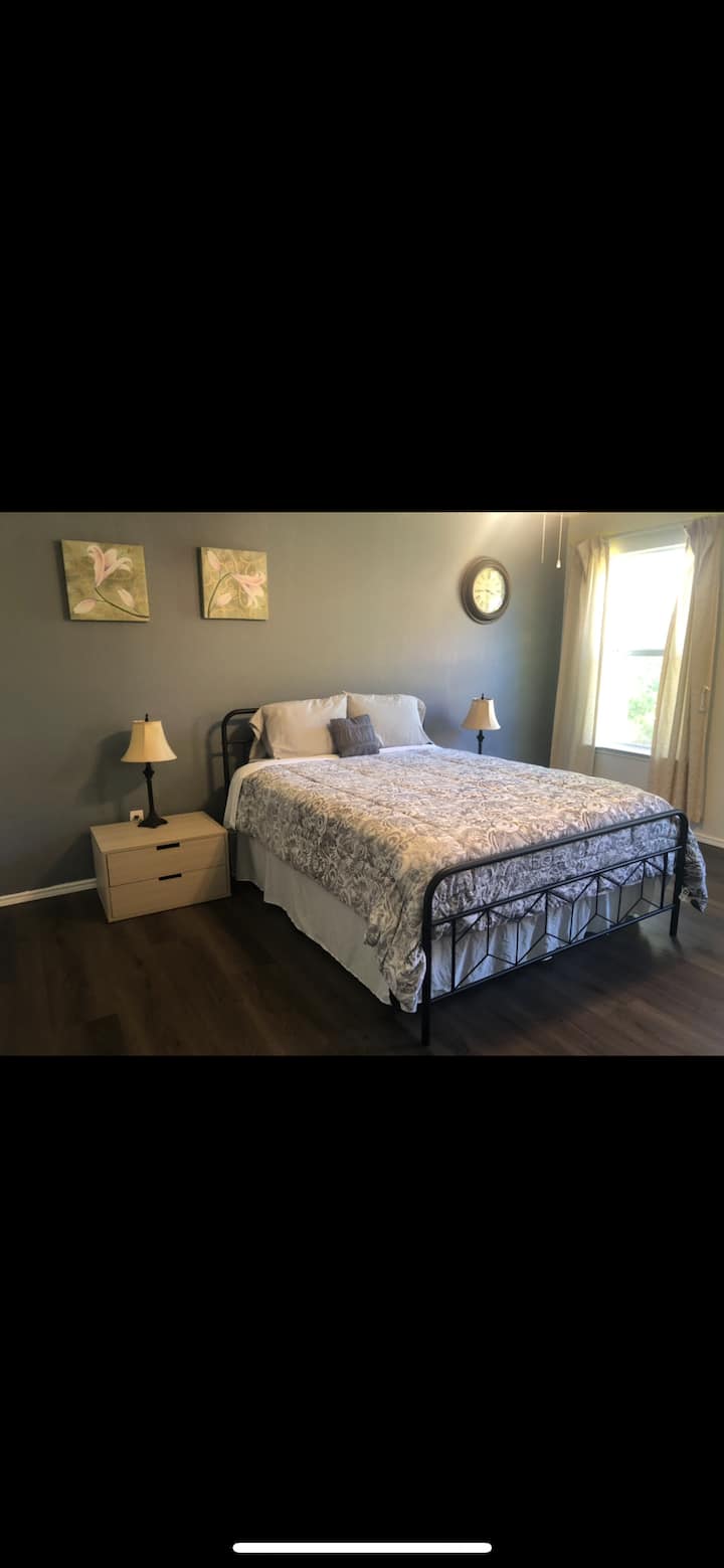 ಬೆಡ್‌ರೂಮ್ 1