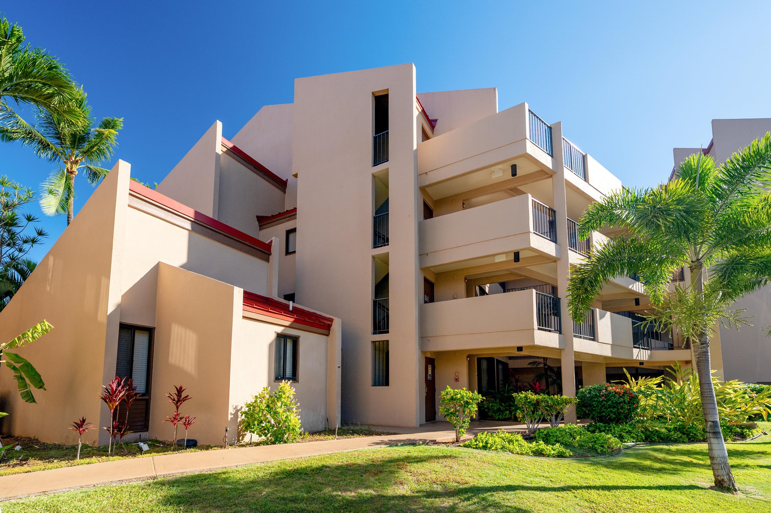 Townhouse in Kihei · ★5.0 · 1 bedroom · 2 beds · 2 baths - Image 48