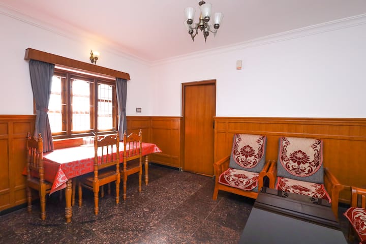 2bhk Flat-city Center @ Travel Stay Residency - 우다가만달람