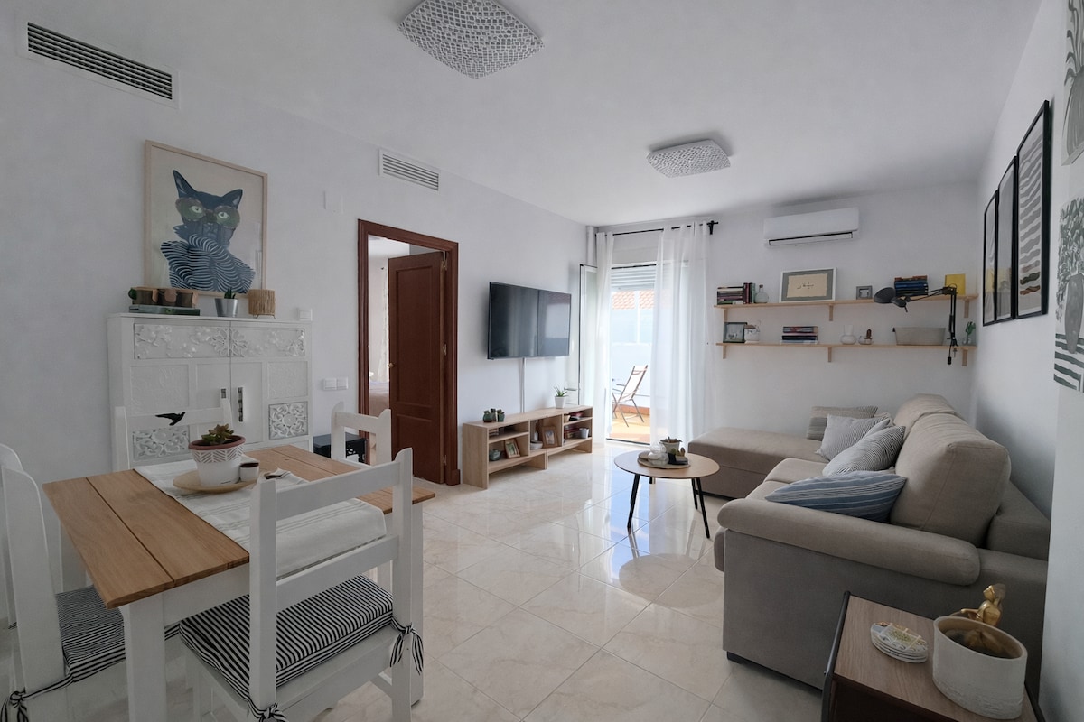 Top performing Airbnb: Bright penthouse with 28 m²terrace + parking space in Sanlúcar De Barrameda