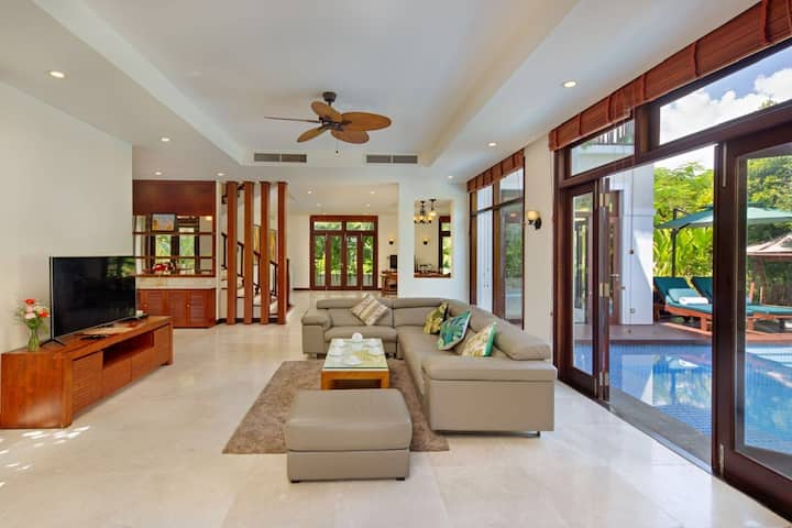 Furama Villas_4 Bedrooms_ Good Location - Da Nang