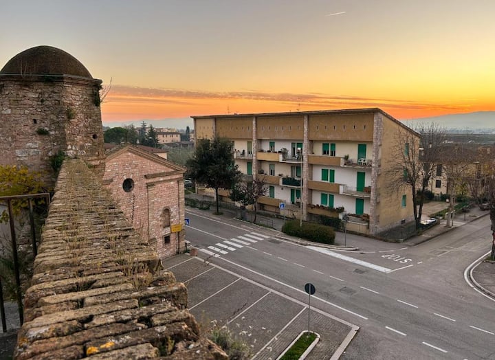 Casa Vacanze La Buona Ventura - 2 Ampie Camere - Spello