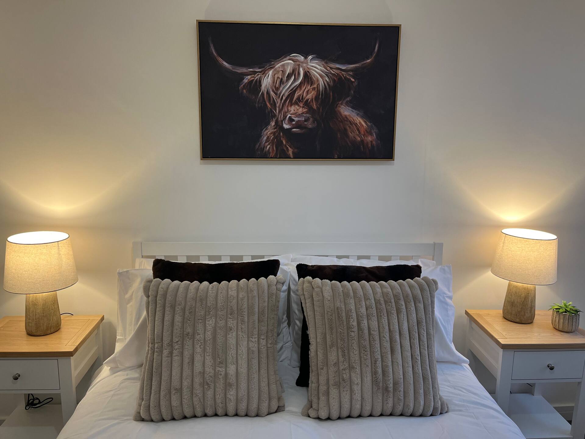 Stylish 3-Bed 2-Bath Home in Rugby- WiFi & Garden — photo 3