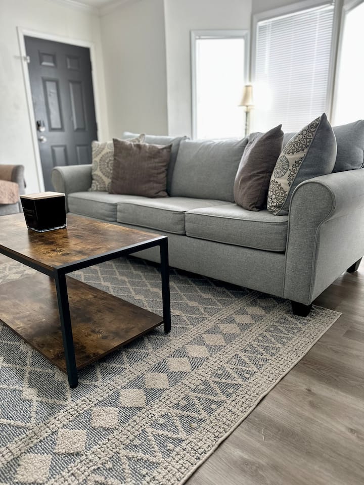 Charming Midtown Getaway | Cozy & Convenient Stay! - Memphis, TN
