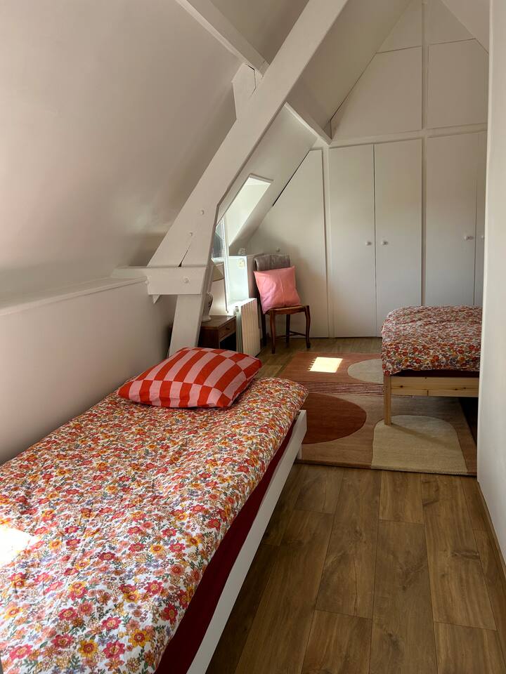 Спална соба 2: 160 x 200 кревета и 90 x 190 кревета