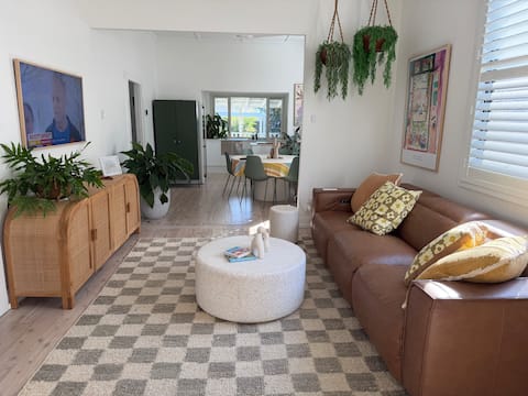 Popular Airbnb listing: Allendale in Newcastle