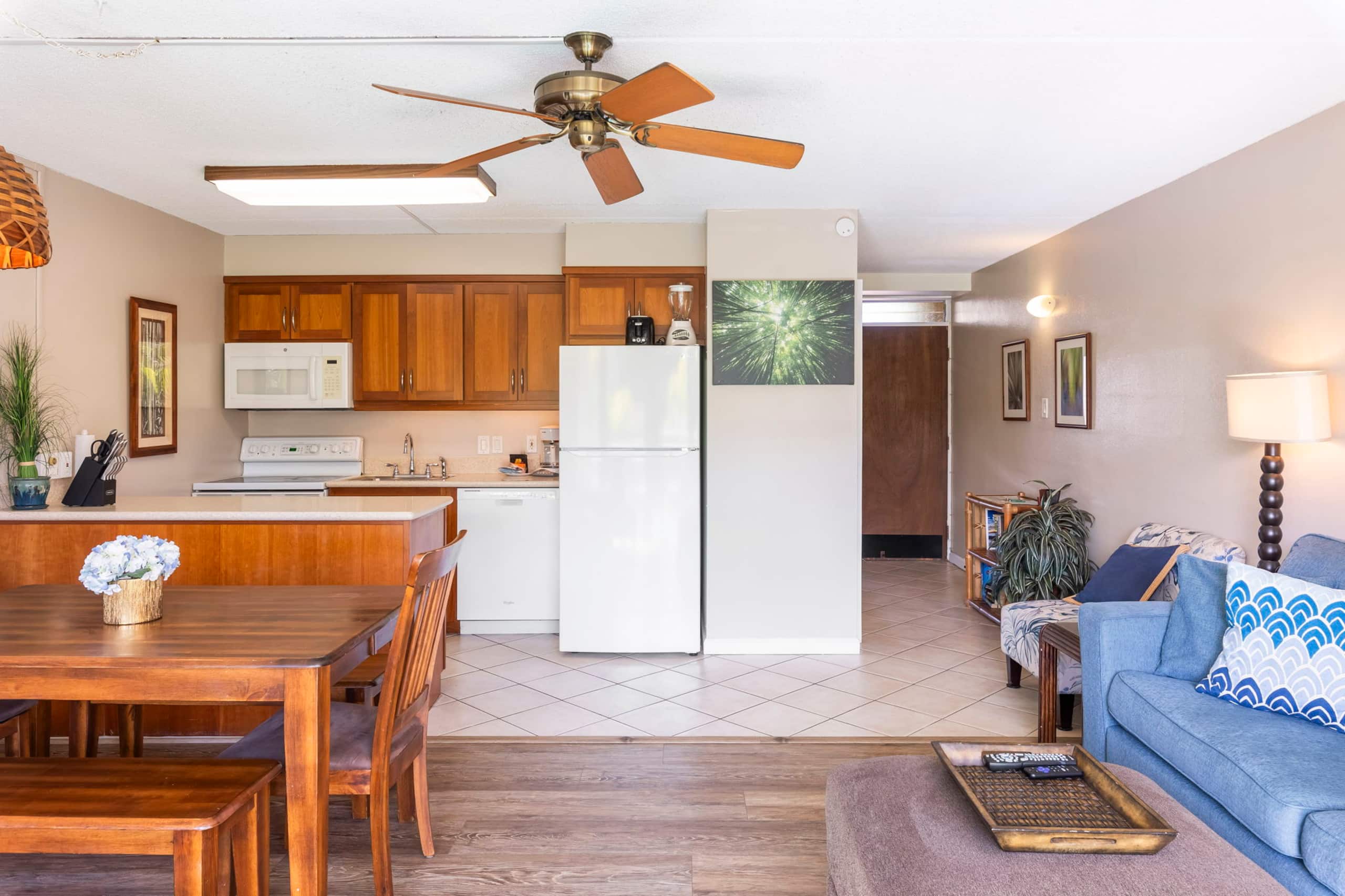 Condo in Kihei · ★4.95 · 1 bedroom · 2 beds · 1 bath - Image 6