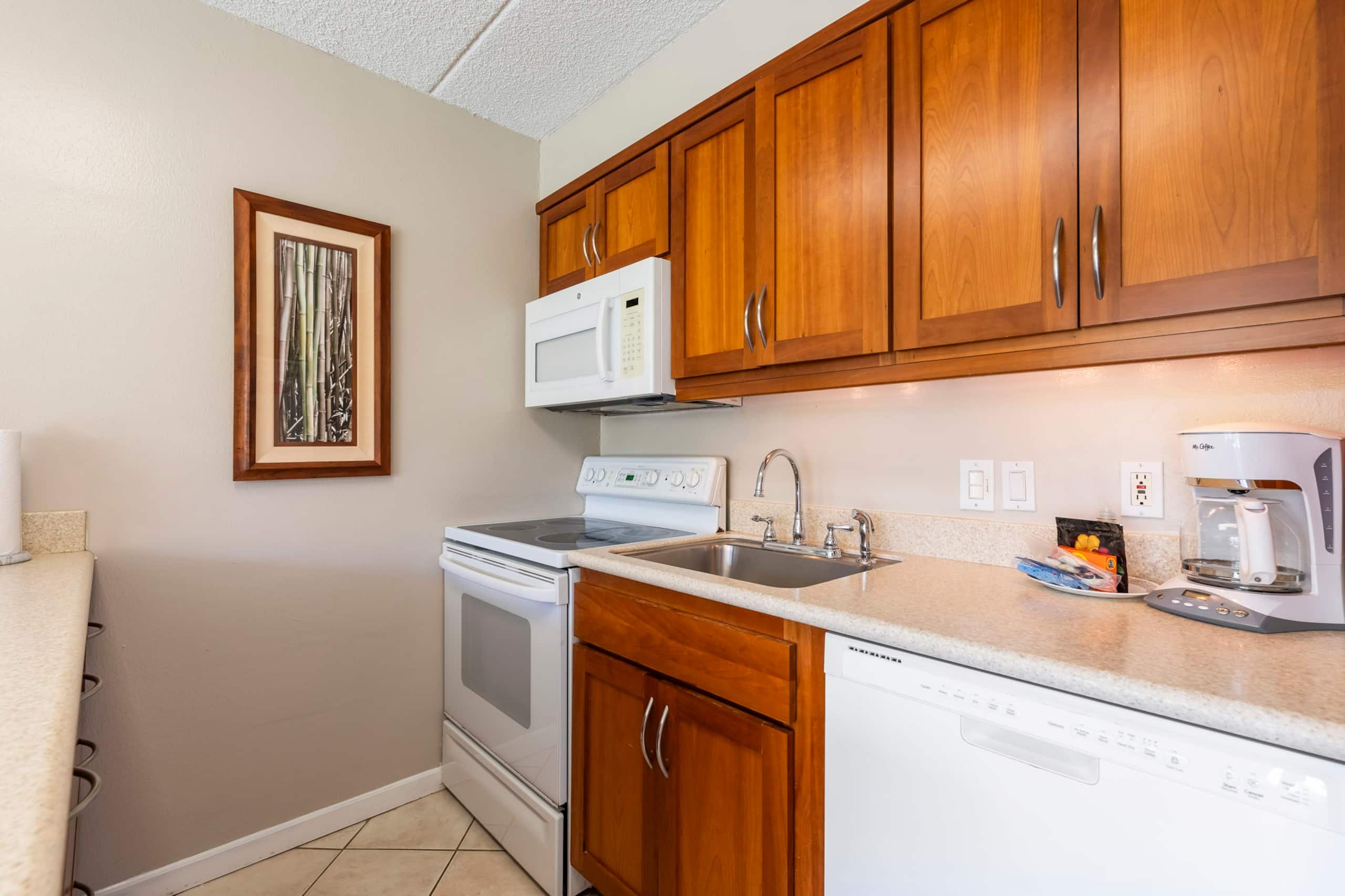 Condo in Kihei · ★4.95 · 1 bedroom · 2 beds · 1 bath - Image 7