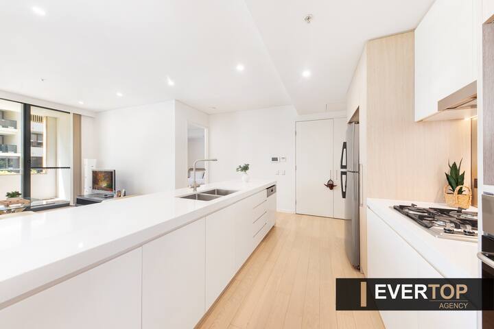 Z-Close to station and SYD CBD easy to anywhere gallery image 5