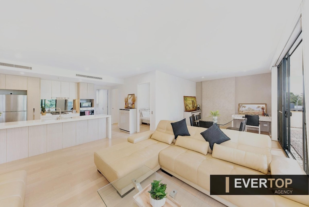 Popular Airbnb listing: Z-Close to station and SYD CBD easy to anywhere in Mascot