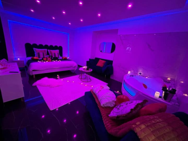 Всекидневна в спалнята