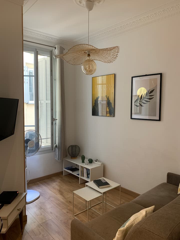 Charmant Studio, Calme Et Chaleureux - Nizza
