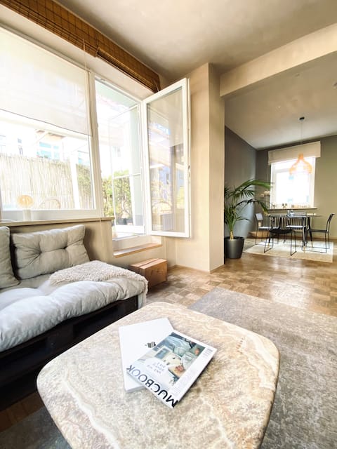 Top performing Airbnb: Loft - City apartment with roof terrace in Ludwigsvorstadt Kliniken
