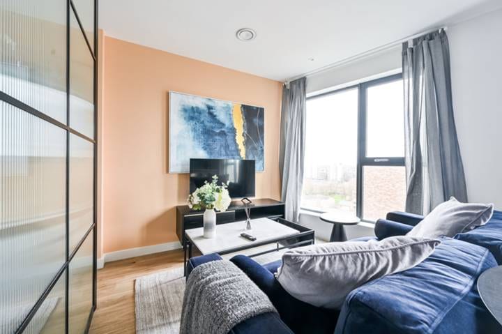 Top Airbnb: Sky Studio Near O2, Olympic Stadium Canary Wharf in Greater London