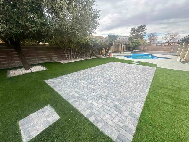 #75 Luxurious Modern Estate Min to Stadium gallery image 4