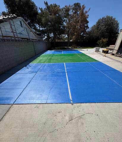 #75 Luxurious Modern Estate Min to Stadium gallery image 3