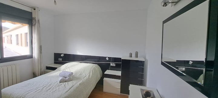 Dhomë gjumi 2