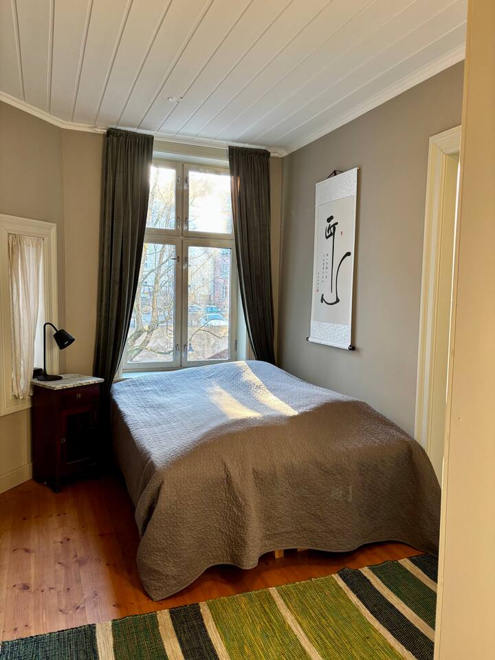 غرفة النوم 2