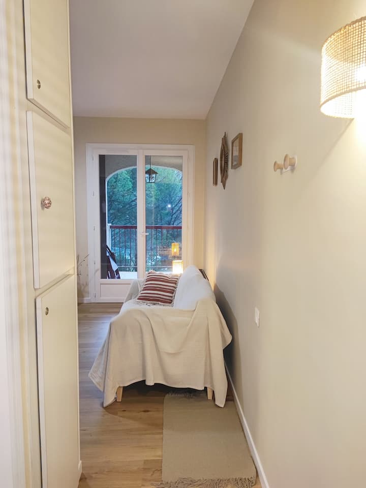 Grand Studio, Terrasse, Curistes - Gréoux-les-Bains