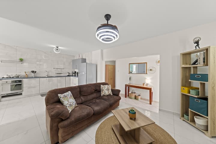Cozy 3-bedroom Apartment (E) - 庫拉索