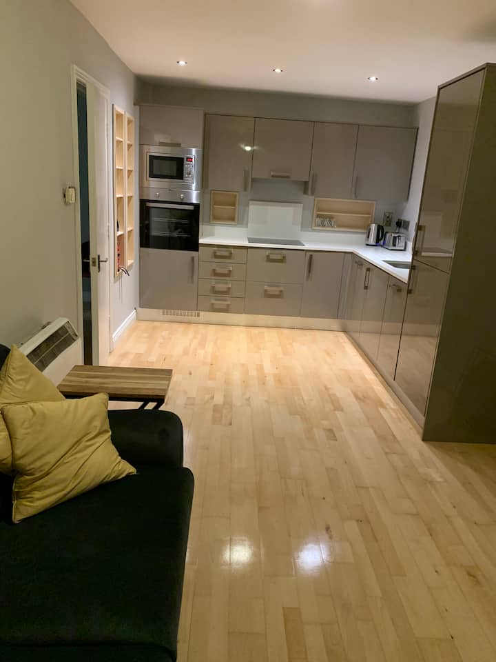 One Bed Apartment In Dublin 1 - Dublin