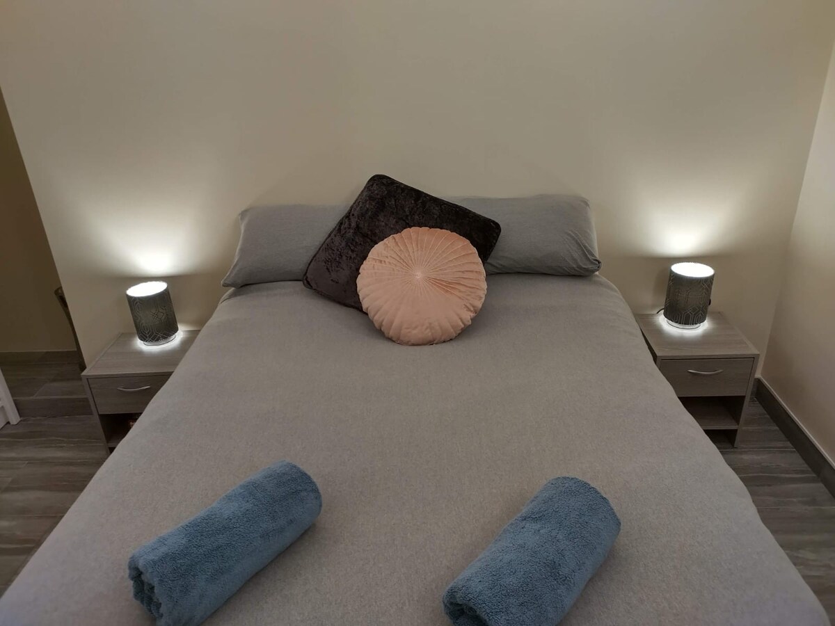 غرفة النوم 2