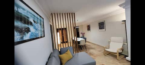 Propiedad de Airbnb exitosa: Luxurious apartment with views. en Alacant / Alicante