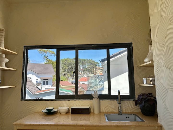 Forest View Apartment Bathtub & Balcony Pine View - 달랏