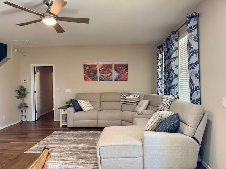 Phoenix Area Home - Heated Pool, Game Room & More! - White Tank Mountain Regional Park, Waddell