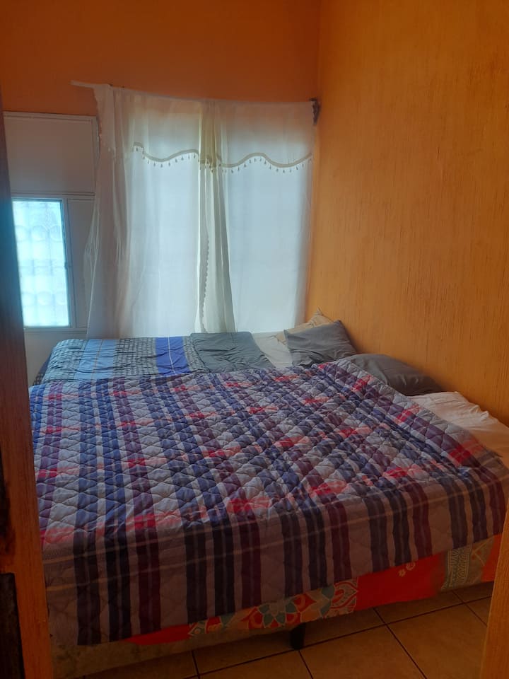 Спалня 2