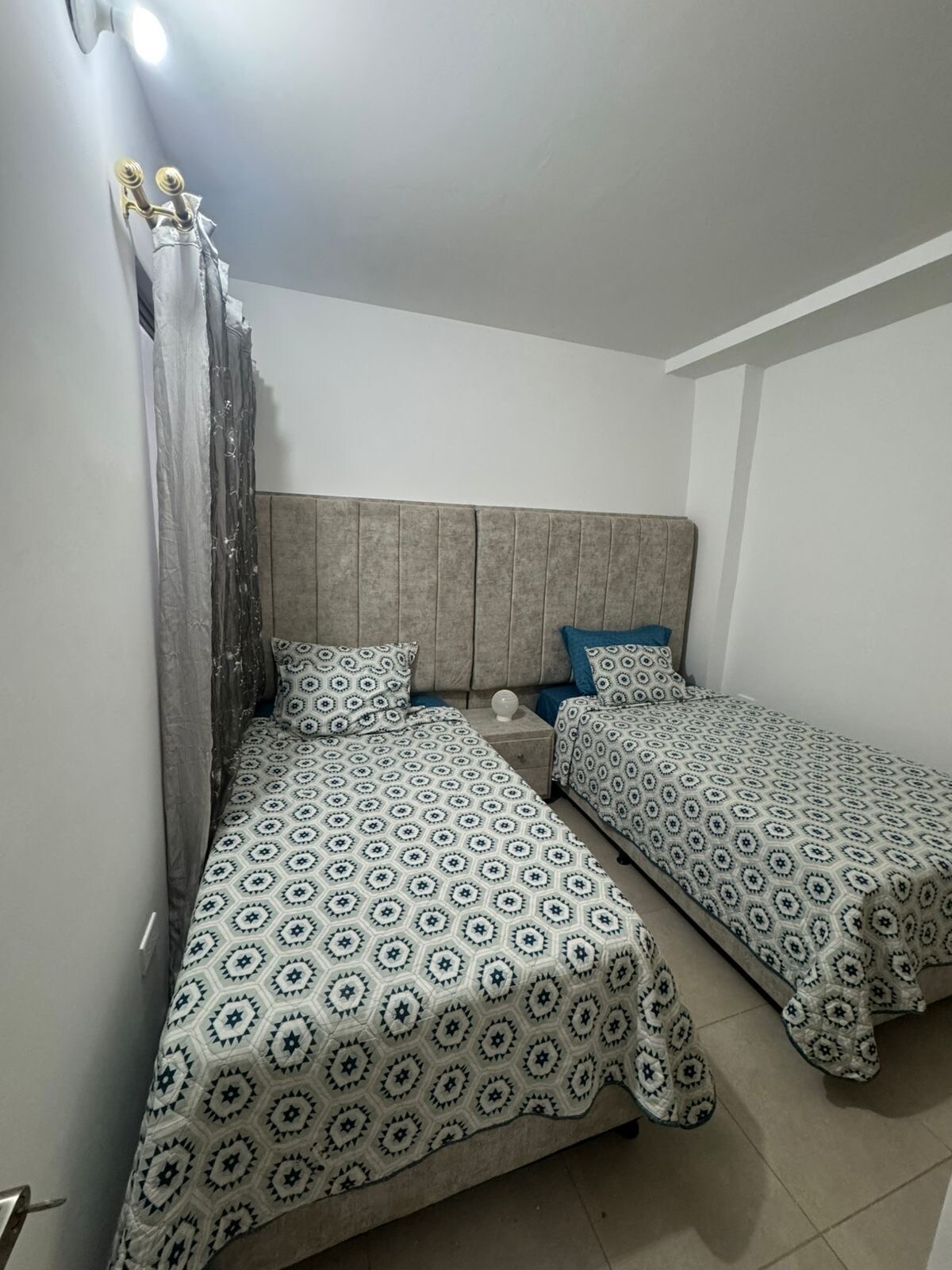 საძინებელი 1