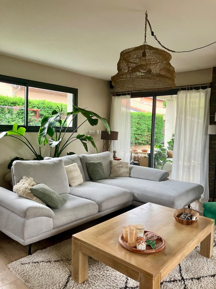 Villa Piscine Sécurisée Chauffée &Jaccuzi Privé - Haute-Garonne