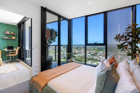 Top Airbnb: "The Valley Vibe - Wow That View" in Fortitude Valley