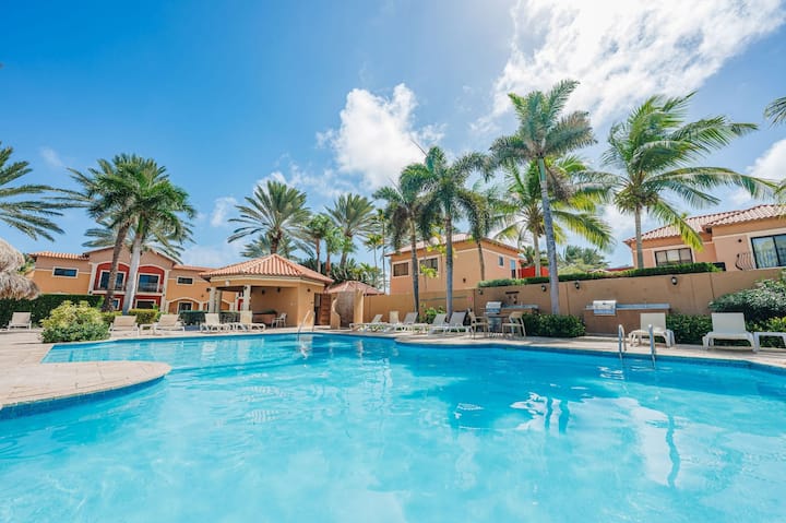 Calypso 4br Condo  Rooftop Patio & Resort Pool - Aruba