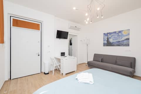 [University&City Center] Lovely Suite Scaldasole