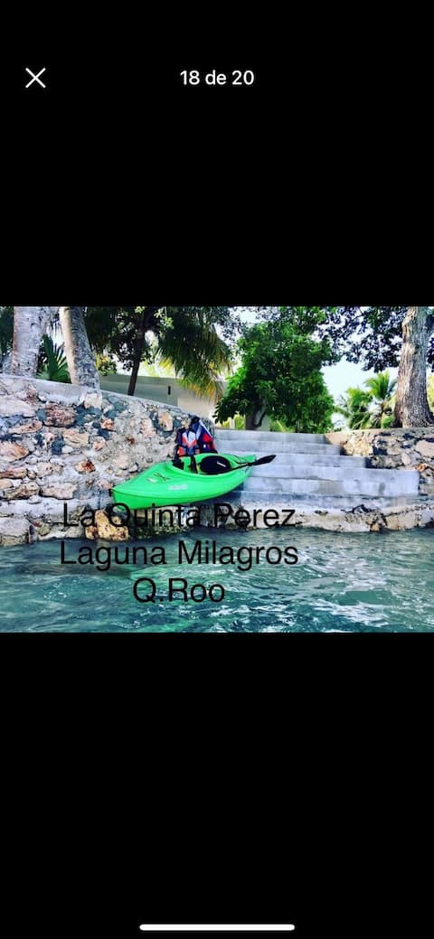 The villa at the foot of the lagoon