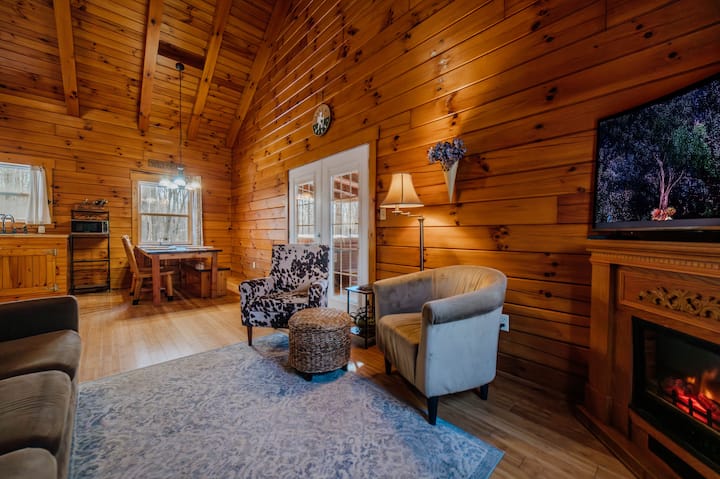 Hocking Hills 2 Bedroom Getaway - Hocking Hills State Park, OH