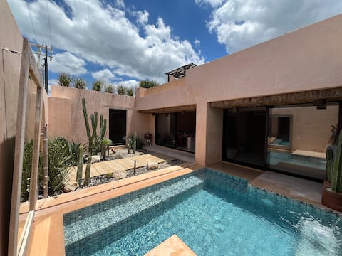 House with rooftop, 2 pools - Pet-friendly - Sisal